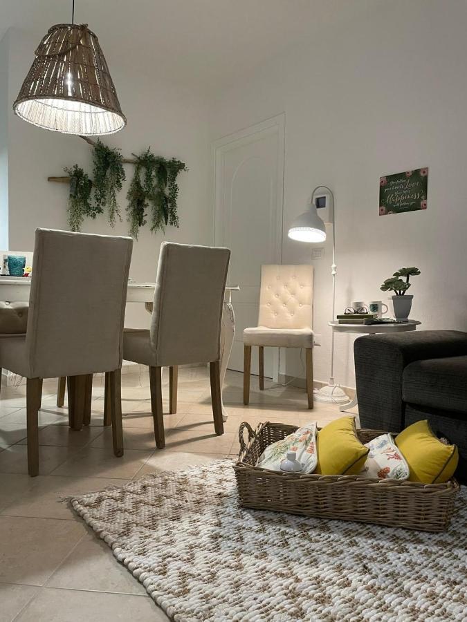 Green House Apartment ออลเบีย ภายนอก รูปภาพ