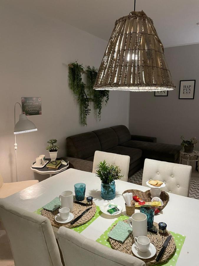 Green House Apartment ออลเบีย ภายนอก รูปภาพ